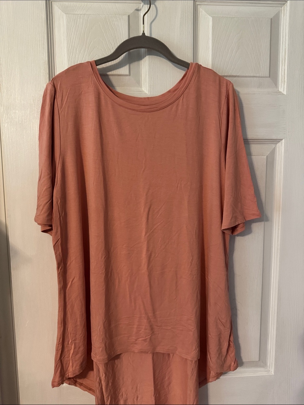 LOGO Oversized High-Low Short Sleeve Tee in Peach Never worn!